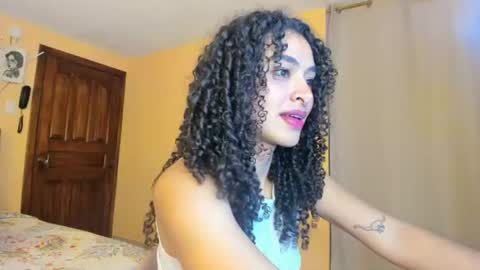 Kenia online show from July 29, 5:33 pm