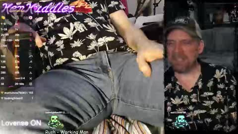 Snapshot of kenkuddles chatting on November 8, 2:45 am Ken Kuddles online show from November 8, 2:45 am