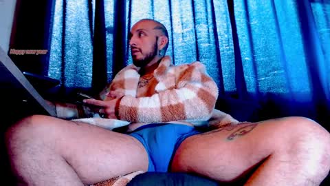 Snapshot of kenllyhot chatting on December 31, 5:29 pm Kenlly online show from December 31, 5:29 pm