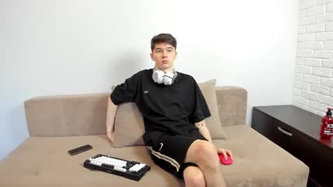 kennedy max online show from June 12, 1:32 pm