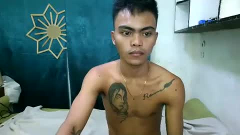 Snapshot of kenneth_jeey chatting on October 19, 7:42 am kenneth_jeey online show from October 19, 7:42 am