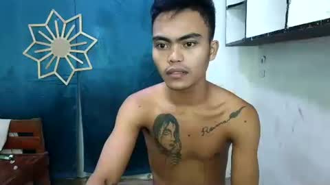 Snapshot of kenneth_jeey chatting on November 1, 11:01 am kenneth_jeey online show from November 1, 11:01 am