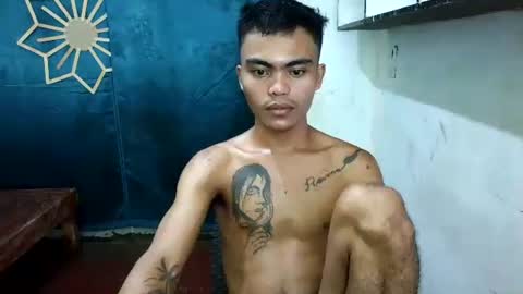 kenneth_jeey online show from November 25, 7:52 am