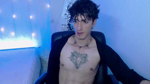 Snapshot of kenny__hot chatting on December 9, 5:52 pm kenny online show from December 9, 5:52 pm