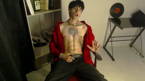 Snapshot of kenny__hot chatting on December 16, 7:00 pm kenny online show from December 16, 7:00 pm