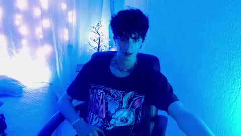 Snapshot of kenny__hot chatting on December 19, 3:52 pm kenny online show from December 19, 3:52 pm