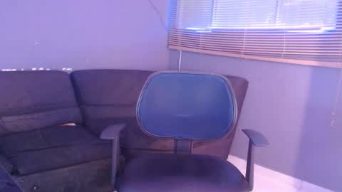 kenny online show from January 6, 4:00 pm