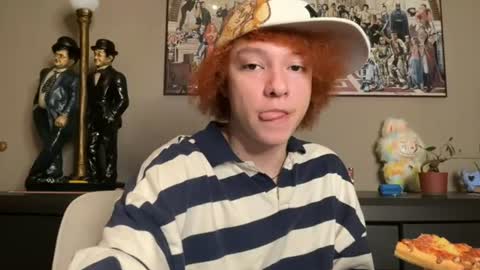 Snapshot of kenny_brahms chatting on August 8, 11:07 pm kenny bb online show from August 8, 11:07 pm