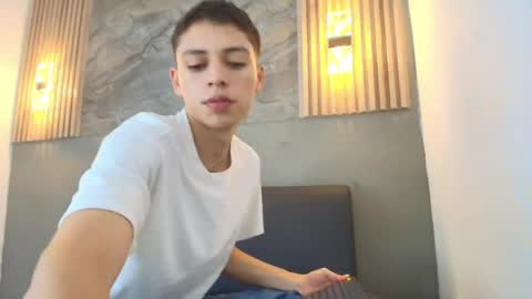 kenny_hank online show from April 2, 3:48 am