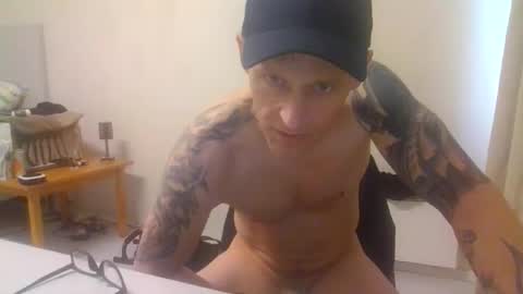 kennyboyk online show from May 3, 3:18 pm