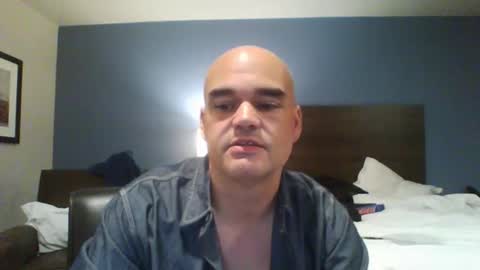 Snapshot of kennywantscreampie chatting on October 21, 10:05 am kennywantscreampie online show from October 21, 10:05 am