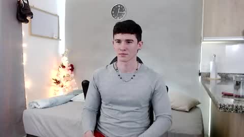 Snapshot of kent_zagann chatting on December 17, 5:13 am Santiago online show from December 17, 5:13 am