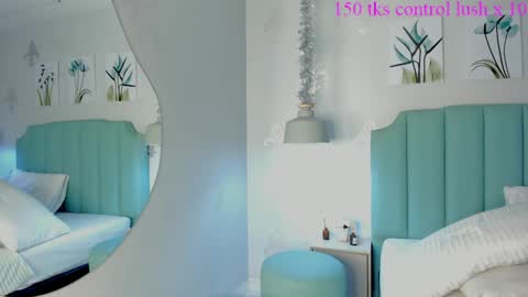 Snapshot of kentha_mitchells chatting on February 1, 1:30 pm kentha_mitchells online show from February 1, 1:30 pm
