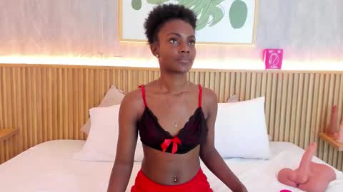 Snapshot of kenya_stone_ chatting on October 29, 7:37 pm kenya online show from October 29, 7:37 pm