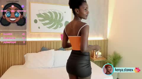 Snapshot of kenya_stone_ chatting on November 18, 8:02 pm kenya online show from November 18, 8:02 pm