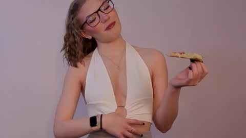 Lisa online show from February 11, 6:24 pm