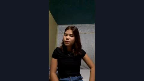 Snapshot of kenyettalatinaska chatting on May 25, 12:55 pm May online show from May 25, 12:55 pm