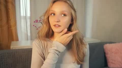 Maia online show from September 21, 7:32 am