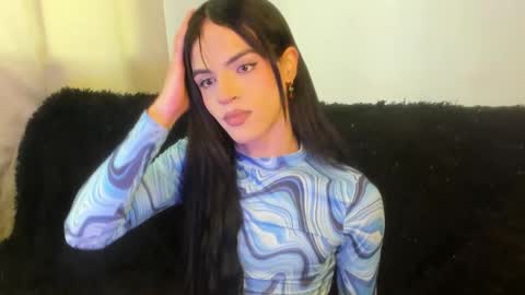 Kerly online show from December 17, 7:42 pm