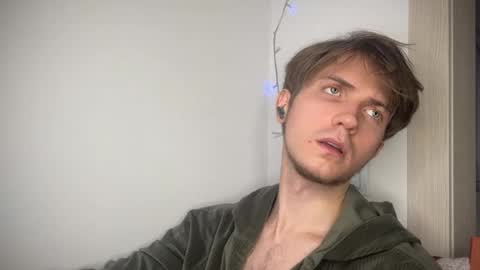 Kero online show from November 16, 4:12 pm