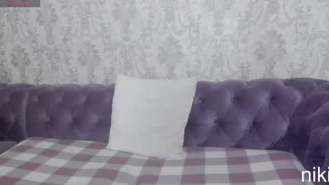 Snapshot of kerry_niki chatting on February 15, 5:09 am kerry_niki online show from February 15, 5:09 am