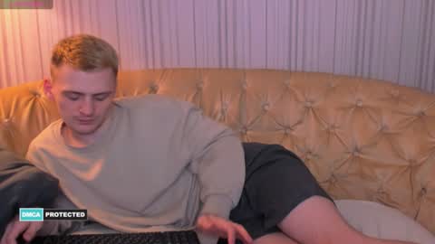 Snapshot of kerry_slay chatting on January 22, 10:37 pm Kerry online show from January 22, 10:37 pm