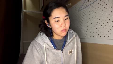 Jenny  online show from March 31, 10:04 am