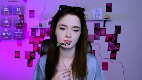 Snapshot of ketty_kitt chatting on April 4, 7:33 pm ketty_kitt online show from April 4, 7:33 pm