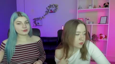 Snapshot of ketty_kitt chatting on April 29, 9:02 am ketty_kitt online show from April 29, 9:02 am