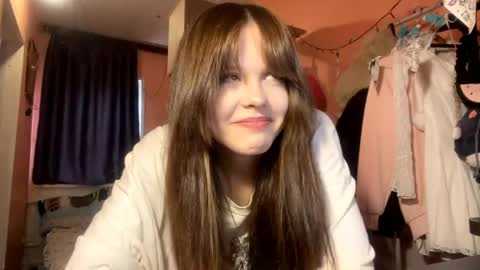 Snapshot of kevaroley chatting on April 16, 6:36 am Lina online show from April 16, 6:36 am