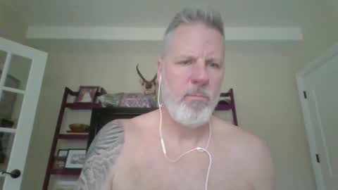 keven_x online show from November 25, 4:40 pm