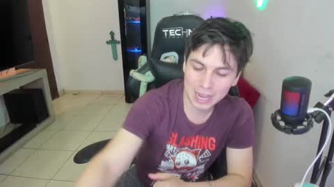 Kevin online show from February 3, 11:21 pm