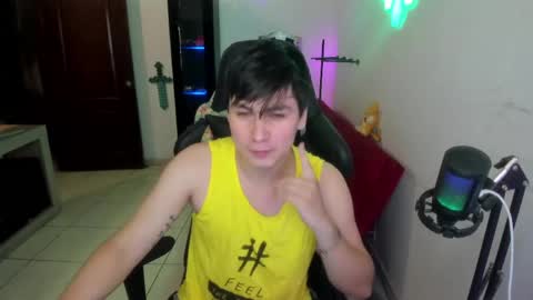 Kevin online show from April 18, 11:38 pm