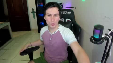 Kevin online show from June 2, 11:29 pm