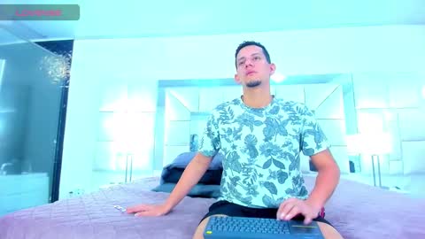 Kev online show from December 4, 11:08 am