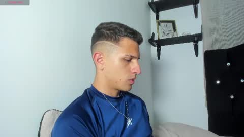 Snapshot of kevin_ahs1 chatting on June 20, 11:51 pm Kevin Ahs online show from June 20, 11:51 pm