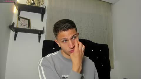 Snapshot of kevin_ahs1 chatting on July 3, 12:50 am Kevin Ahs online show from July 3, 12:50 am