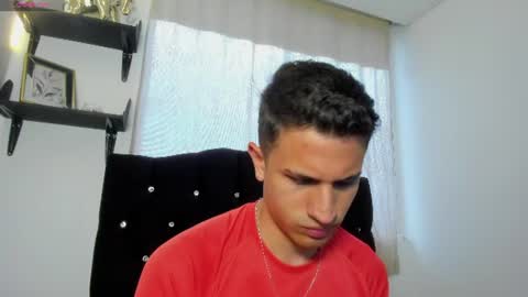 Snapshot of kevin_ahs1 chatting on July 25, 11:02 pm Kevin Ahs online show from July 25, 11:02 pm