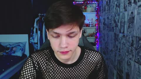 Snapshot of kevin_joestar chatting on December 19, 6:45 am Kevin online show from December 19, 6:45 am