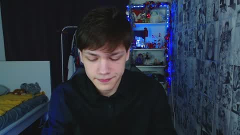 Snapshot of kevin_joestar chatting on December 31, 4:16 am Kevin online show from December 31, 4:16 am