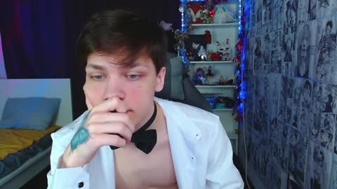 Snapshot of kevin_joestar chatting on January 3, 6:33 am Kevin online show from January 3, 6:33 am