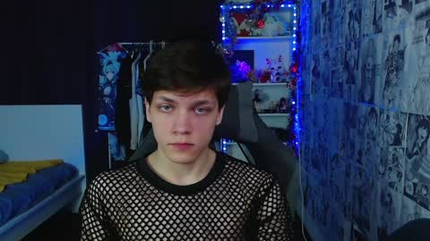 Snapshot of kevin_joestar chatting on January 17, 4:49 am Kevin online show from January 17, 4:49 am