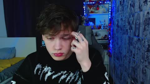 Snapshot of kevin_joestar chatting on January 21, 3:26 am Kevin online show from January 21, 3:26 am