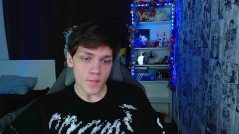 Snapshot of kevin_joestar chatting on January 21, 6:33 am Kevin online show from January 21, 6:33 am