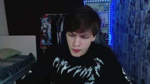 Snapshot of kevin_joestar chatting on February 13, 3:29 am Kevin online show from February 13, 3:29 am