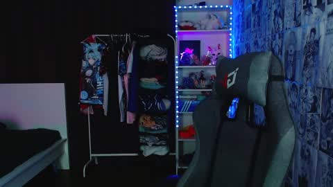 Snapshot of kevin_joestar chatting on February 17, 4:31 am Kevin online show from February 17, 4:31 am