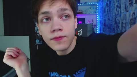 Snapshot of kevin_joestar chatting on March 9, 4:16 am Kevin online show from March 9, 4:16 am