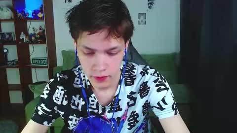 Snapshot of kevin_joestar chatting on September 27, 4:17 am Kevin online show from September 27, 4:17 am