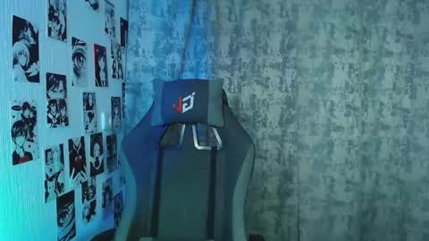 Snapshot of kevin_joestar chatting on October 30, 3:52 am Kevin online show from October 30, 3:52 am