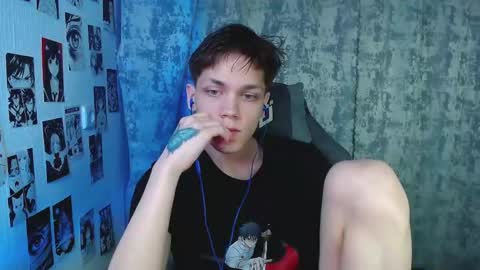 Snapshot of kevin_joestar chatting on November 24, 5:07 am Kevin online show from November 24, 5:07 am